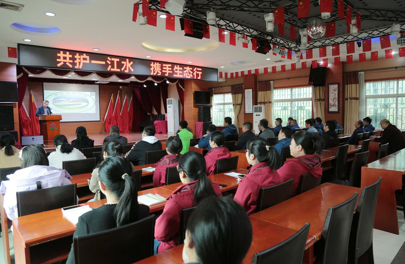 1682555256244597.jpg 1682555256244597.jpg